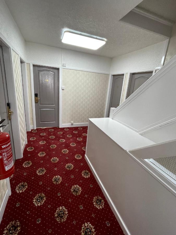Oyo Queens Hotel, Skegness סקגנס מראה חיצוני תמונה