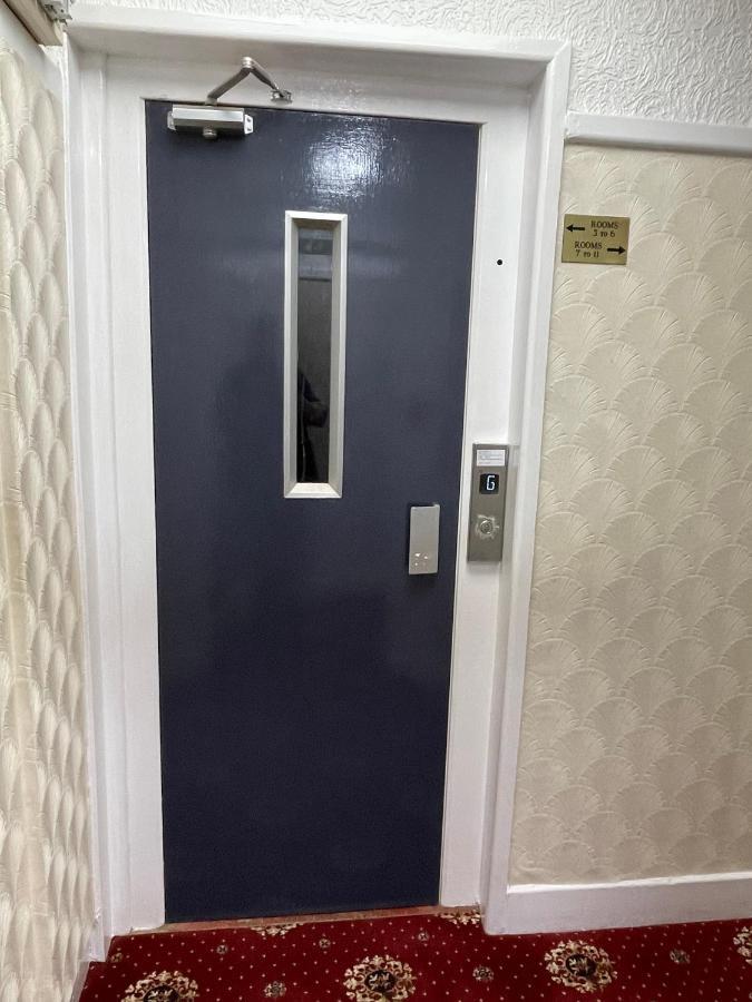 Oyo Queens Hotel, Skegness סקגנס מראה חיצוני תמונה