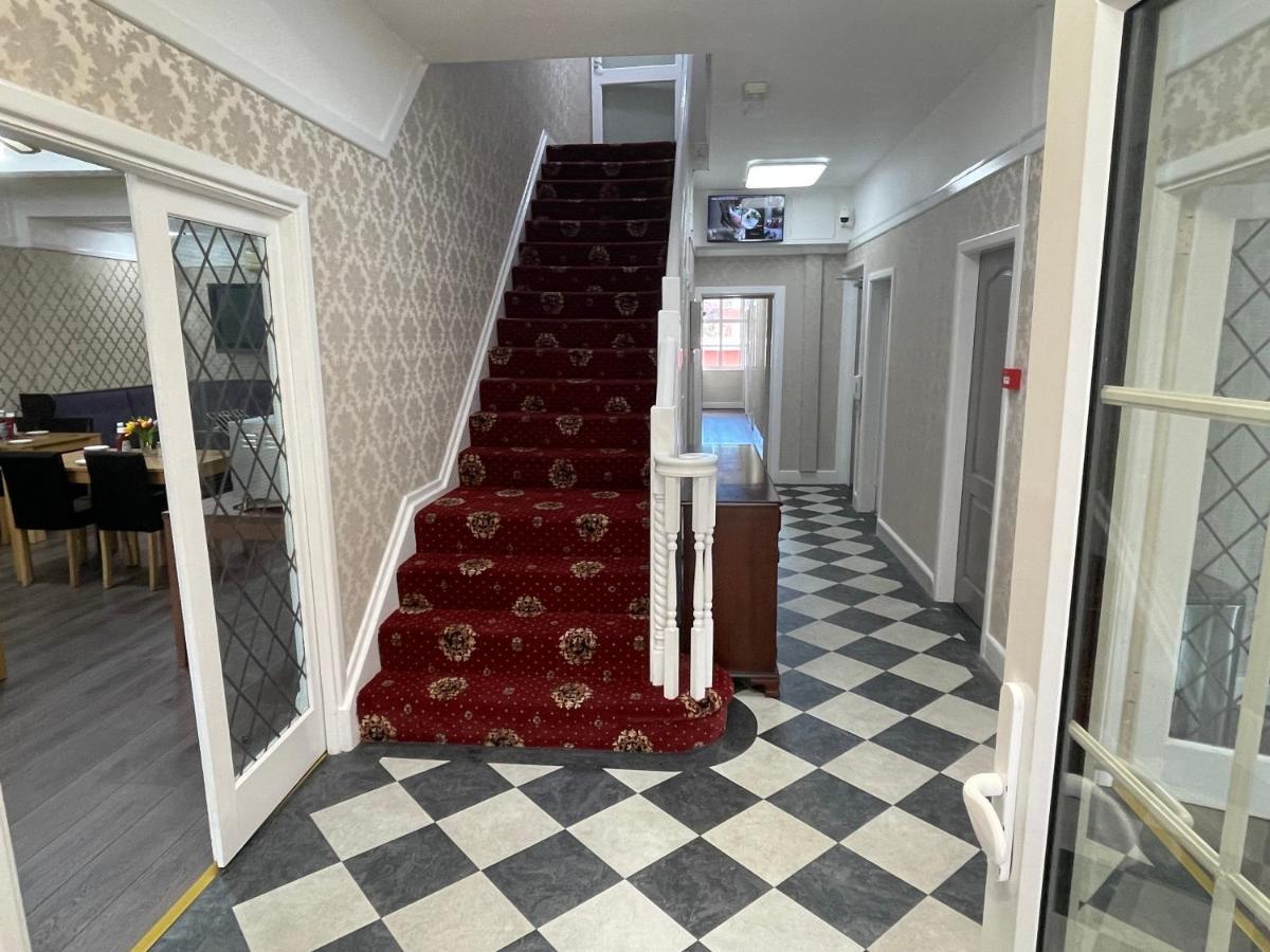 Oyo Queens Hotel, Skegness סקגנס מראה חיצוני תמונה